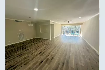 5050 Ambassador Way #212, Houston, TX 77056 - Photo 16