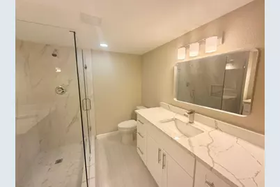 5050 Ambassador Way #212, Houston, TX 77056 - Photo 12
