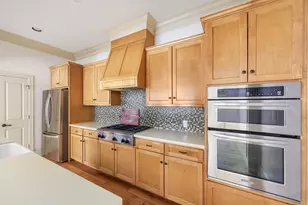 2217 Nantucket Dr, Houston, TX 77057 - Photo 10