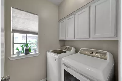 2 S Duskwood Place, The Woodlands, TX 77381 - Photo 14