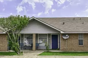 100 Justin Wy, Eagle Lake, TX 77434 - Photo 4