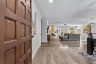 16239 Brookford Dr, Houston, TX 77059 - Photo 6