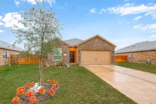 305 Wayne County Dr, Katy, TX 77493 - Photo 2