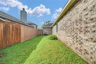 108 Woodridge Xing, Clute, TX 77531 - Photo 30