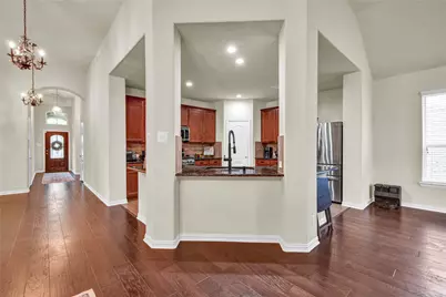 108 Woodridge Crossing, Clute, TX 77531 - Photo 8