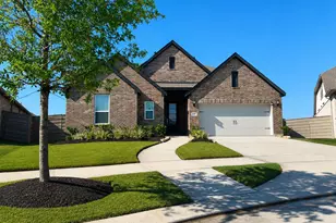 2435 Pear Blossom Ln, Manvel, TX 77578 - Photo 2