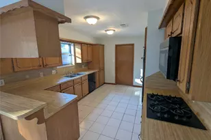 23918 Pea Ridge Dr, Spring, TX 77373 - Photo 4