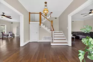 119 E Houston St, Refugio, TX 78377 - Photo 4