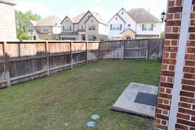 522 Kingston Lane, Shenandoah, TX 77384 - Photo 18