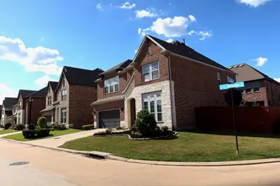 522 Kingston Lane, Shenandoah, TX 77384 - Photo 2