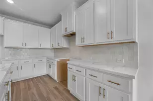 31214 Riley Hts Dr, Fulshear, TX 77441 - Photo 6