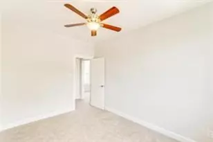 728 Link Rd, Houston, TX 77009 - Photo 18
