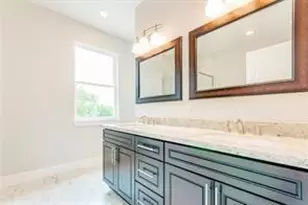 728 Link Rd, Houston, TX 77009 - Photo 14