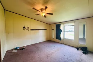 190 Carmen Blvd, Conroe, TX 77306 - Photo 8