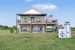201 Turtle Bay Cove, Palacios, TX 77465 - Photo 1