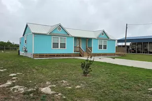 238 Ladyfish Rd, Palacios, TX 77465 - Photo 2