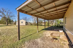 1075 Harrisburg Rd, Brenham, TX 77833 - Photo 38