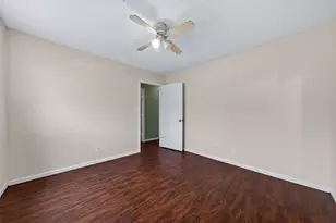 522 Oklahoma Ave, Bacliff, TX 77518 - Photo 10