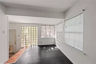 2360 Gladys St, Beaumont, TX 77702 - Photo 12