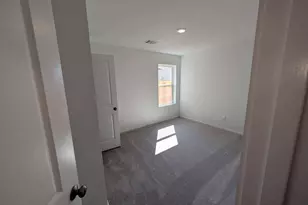 2927 Summer Breeze Wy, Angleton, TX 77515 - Photo 8