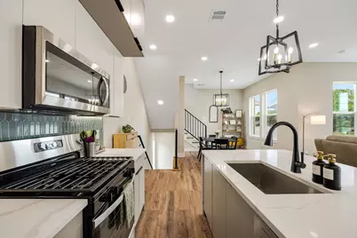 355 Cavalcade Street, Houston, TX 77009 - Photo 6