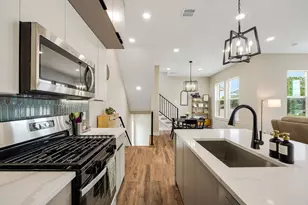 355 Cavalcade St, Houston, TX 77009 - Photo 6