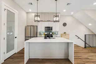 355 Cavalcade St, Houston, TX 77009 - Photo 8