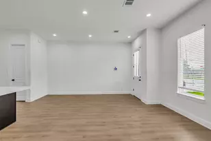 3829 Goodhope St, Houston, TX 77021 - Photo 8