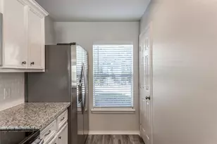 726 Redwing Park Dr, Houston, TX 77009 - Photo 8