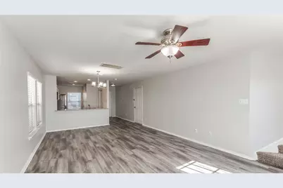 726 Redwing Park Drive, Houston, TX 77009 - Photo 16