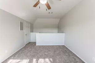 726 Redwing Park Dr, Houston, TX 77009 - Photo 32