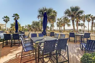 1401 E Beach Dr, Galveston, TX 77550 - Photo 32