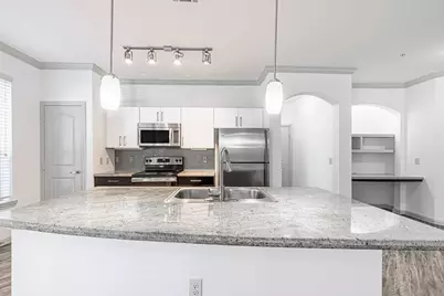 8877 Lakes At 610 Drive #218, Houston, TX 77054 - Photo 16