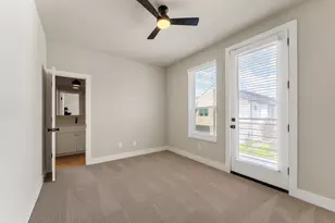 5825 Francis Oak Pl, Houston, TX 77091 - Photo 16