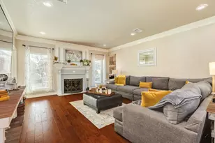 52 Chesswood Ct, Lake Jackson, TX 77566 - Photo 12