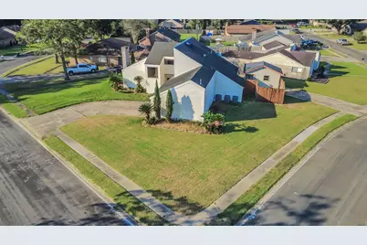 118 Forest Drive, Liberty, TX 77575 - Photo 2