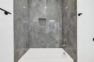 7203 Weyburn St, Houston, TX 77028 - Photo 16