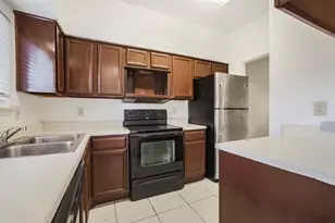 12500 Brookglade Cir, Houston, TX 77099 - Photo 1