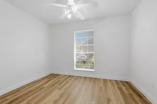 14031 Bay Gardens Dr, Sugar Land, TX 77498 - Photo 12