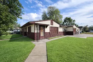 7822 Kimble St, Houston, TX 77017 - Photo 2