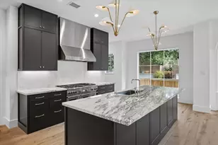 6718 Belmont St, Houston, TX 77005 - Photo 14