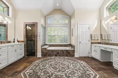 14 Highland Circle, The Woodlands, TX 77381 - Photo 30