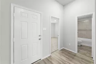 7711 Skiron Ln, Baytown, TX 77523 - Photo 8