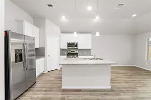 7711 Skiron Ln, Baytown, TX 77523 - Photo 20