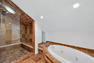 723 Worthshire St, Houston, TX 77008 - Photo 26