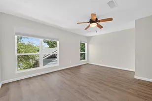 723 Worthshire St, Houston, TX 77008 - Photo 20