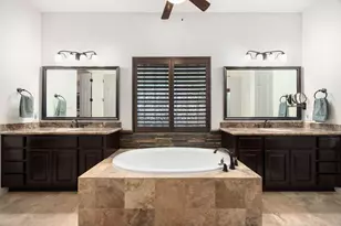 195 Oarwood Pl, The Woodlands, TX 77389 - Photo 16