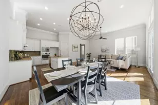 1360 W 25th St, Houston, TX 77008 - Photo 14