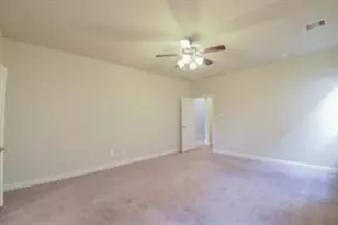 10118 N Whimbrel Cir, Conroe, TX 77385 - Photo 32