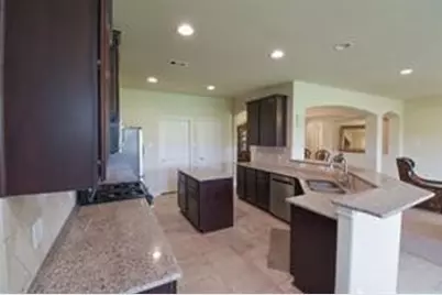 10118 N Whimbrel Circle, Conroe, TX 77385 - Photo 6